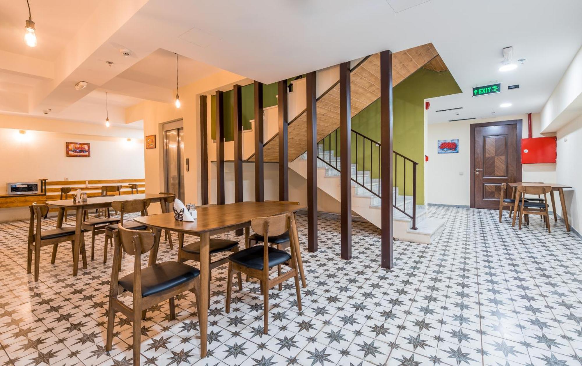 Green Inn Hotel Tiflis Exterior foto